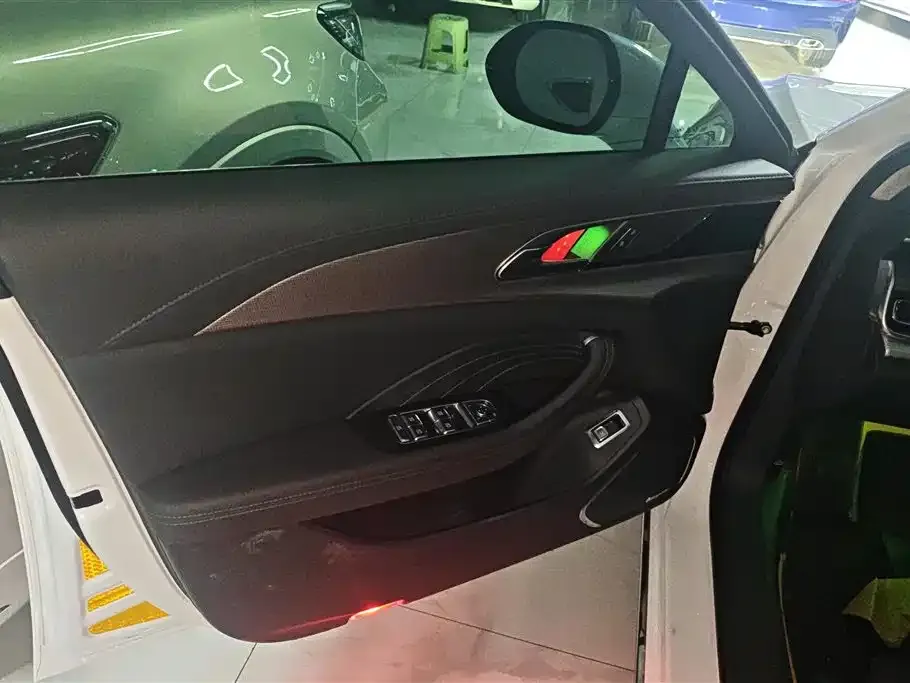 Hongqi H5 2022 из CN, фото 4