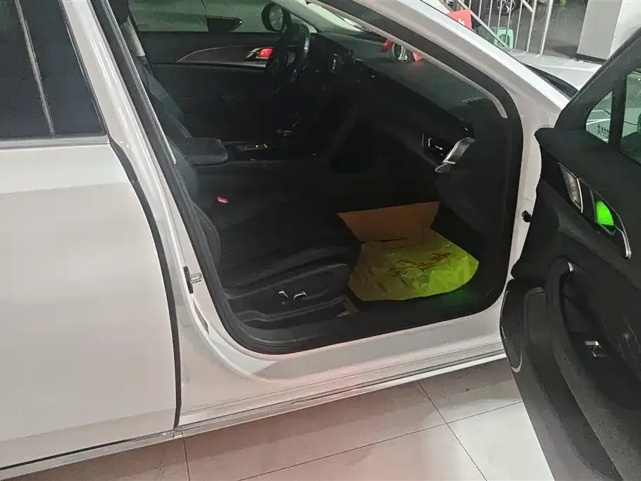 Hongqi H5 2022 из CN, фото 7