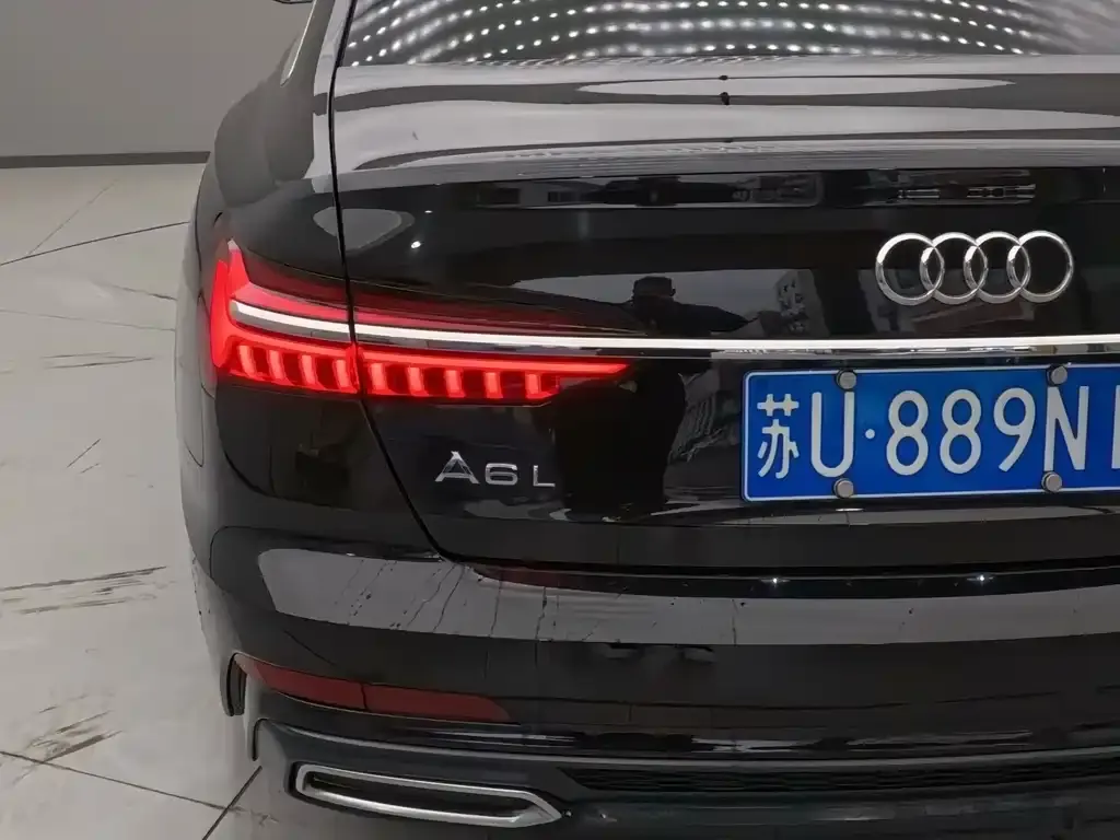 Audi A6L 2021 из CN, фото 6