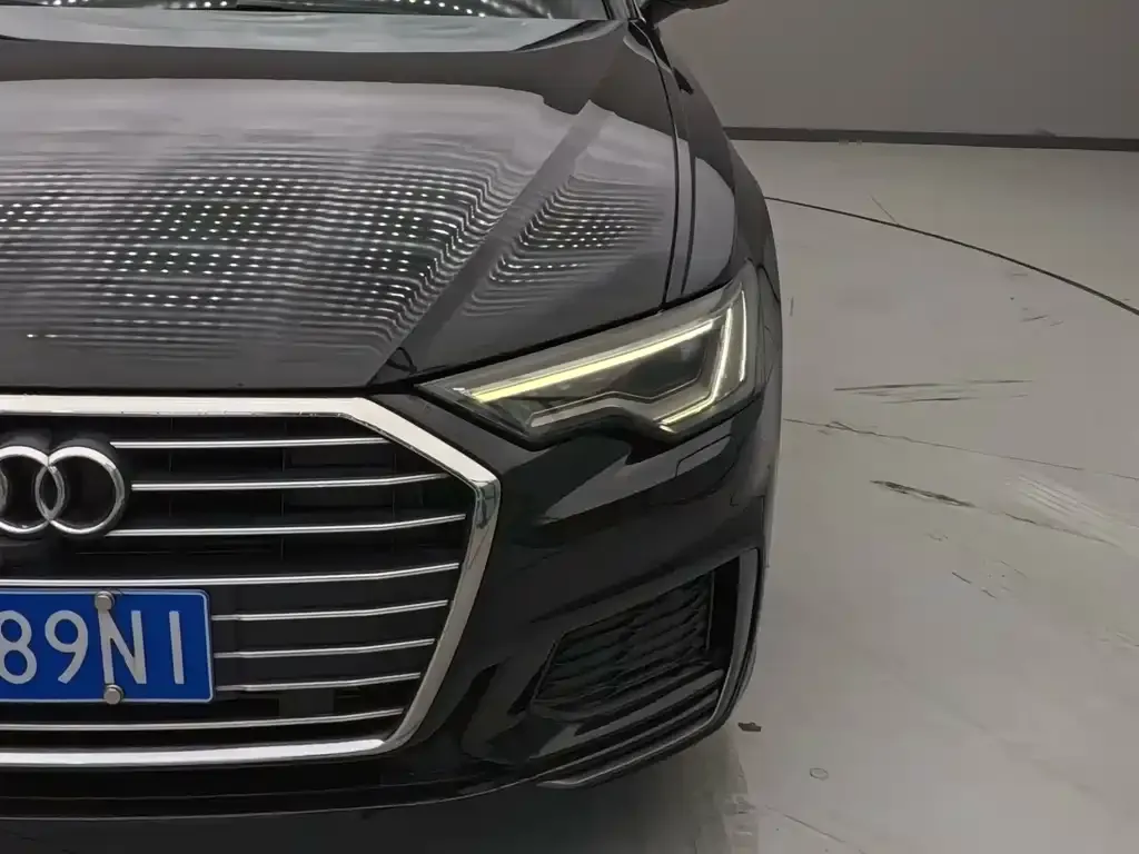 Audi A6L 2021 из CN, фото 10