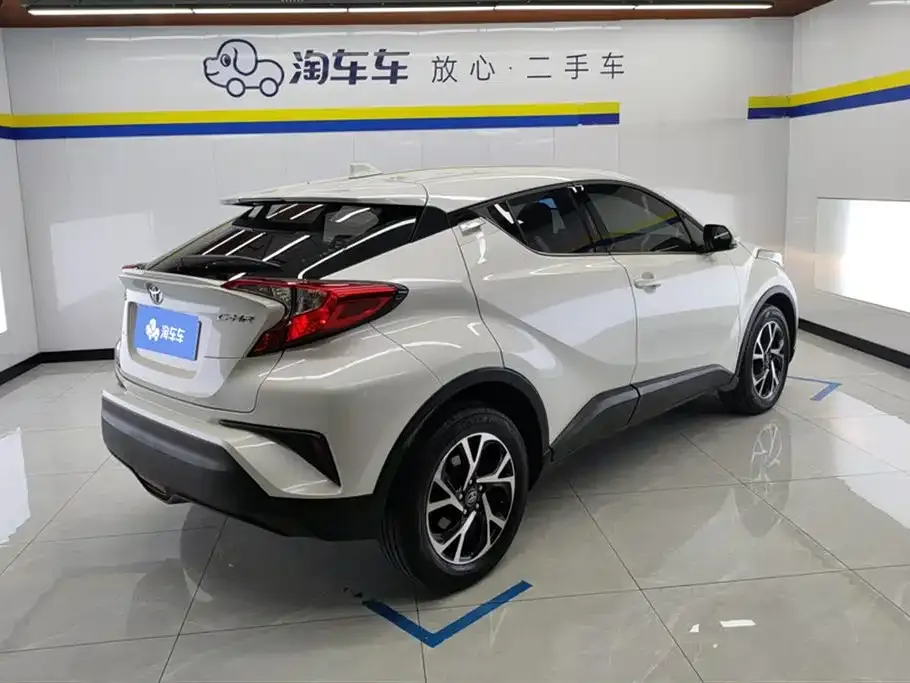 Toyota C-HR 2021 из CN, фото 9