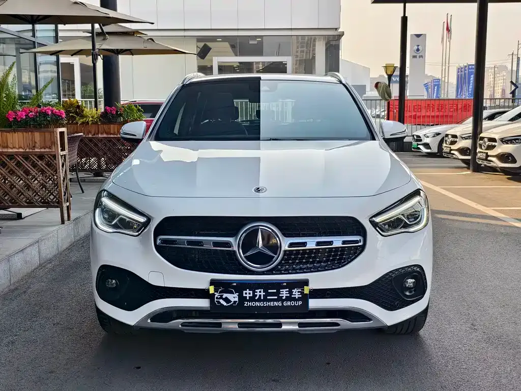 Mercedes-Benz GLA — фото 7
