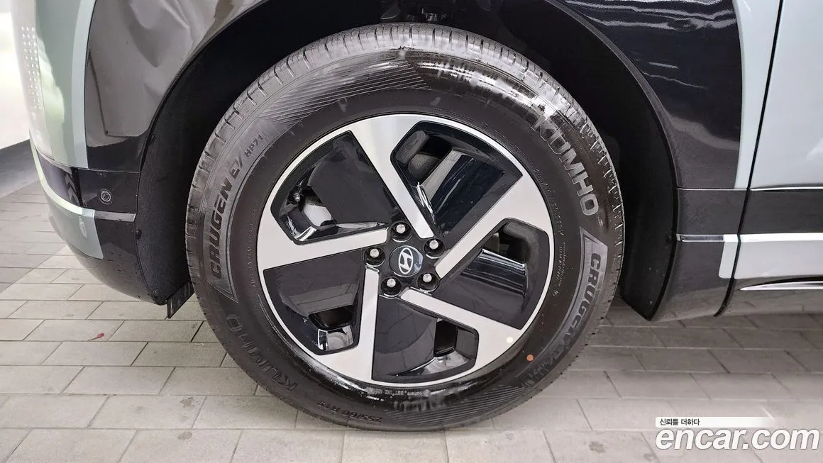 Hyundai Ioniq9 — фото 10
