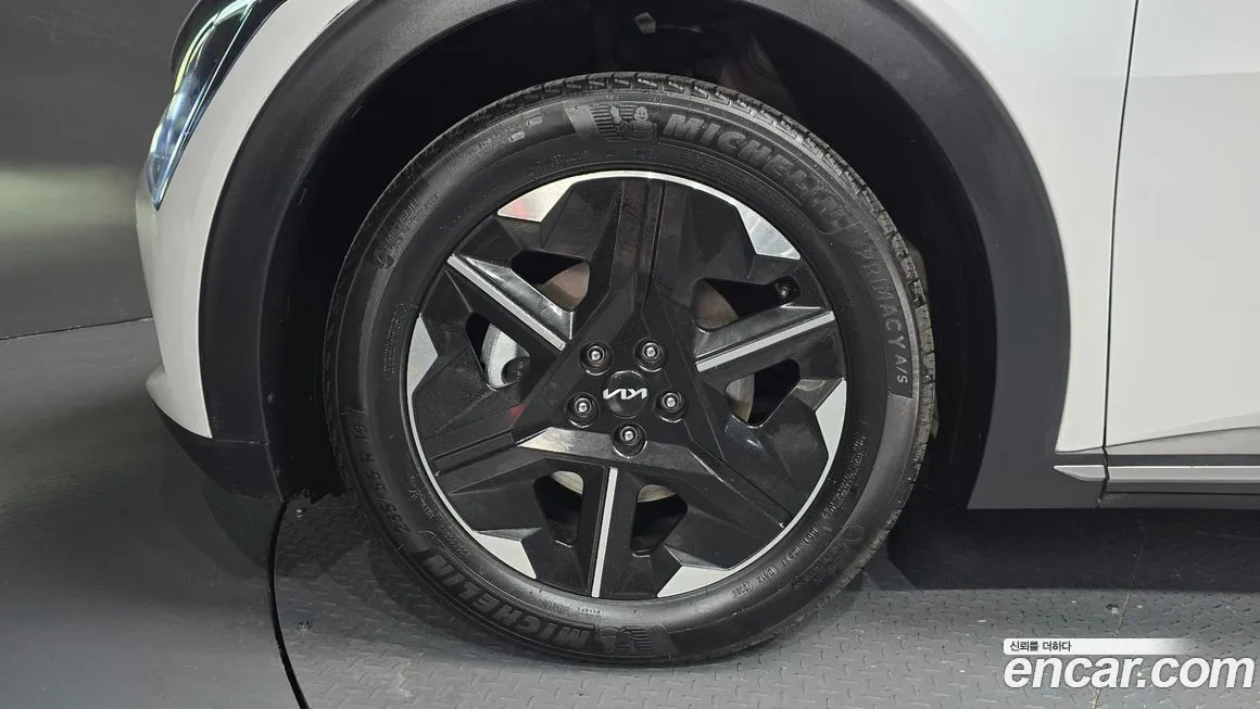 Kia EV6 2025 из KR, фото 7