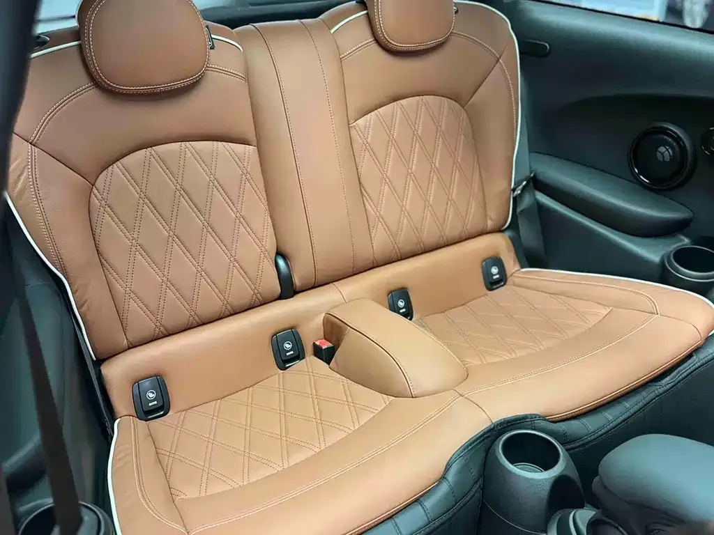 MINI Cooper (3-door) 2024 из CN, фото 8