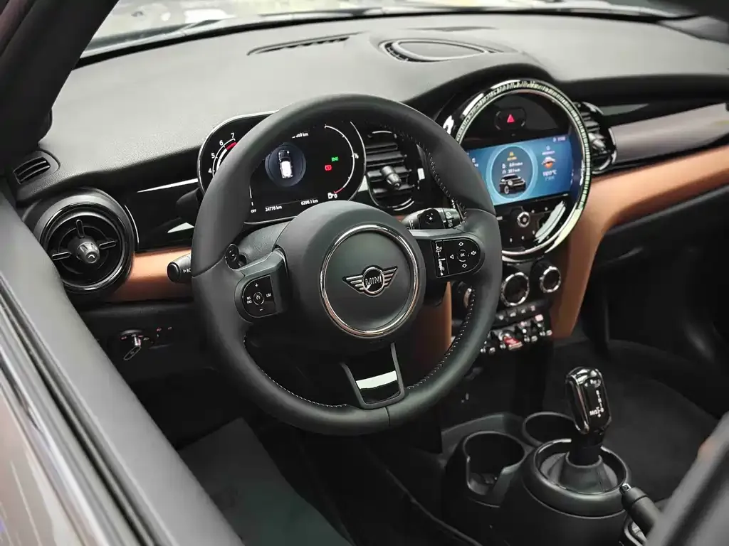 MINI Cooper (3-door) 2024 из CN, фото 6