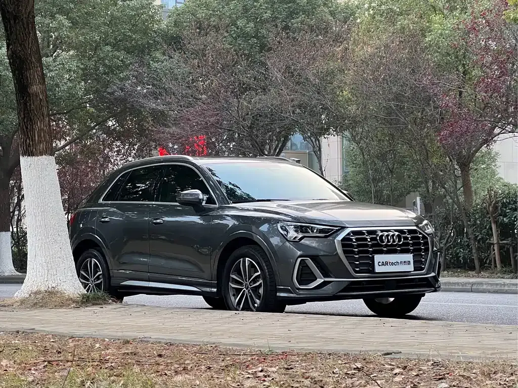 Audi Q3 — фото 7