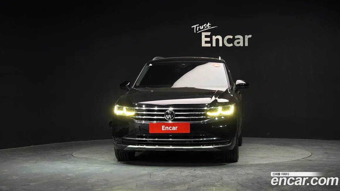 Volkswagen Tiguan — фото 4