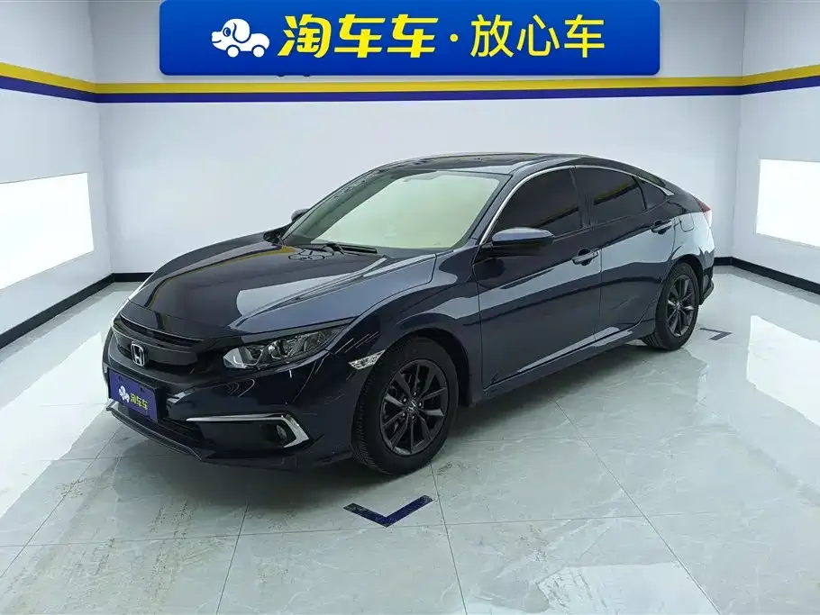 Honda Civic — фото 1