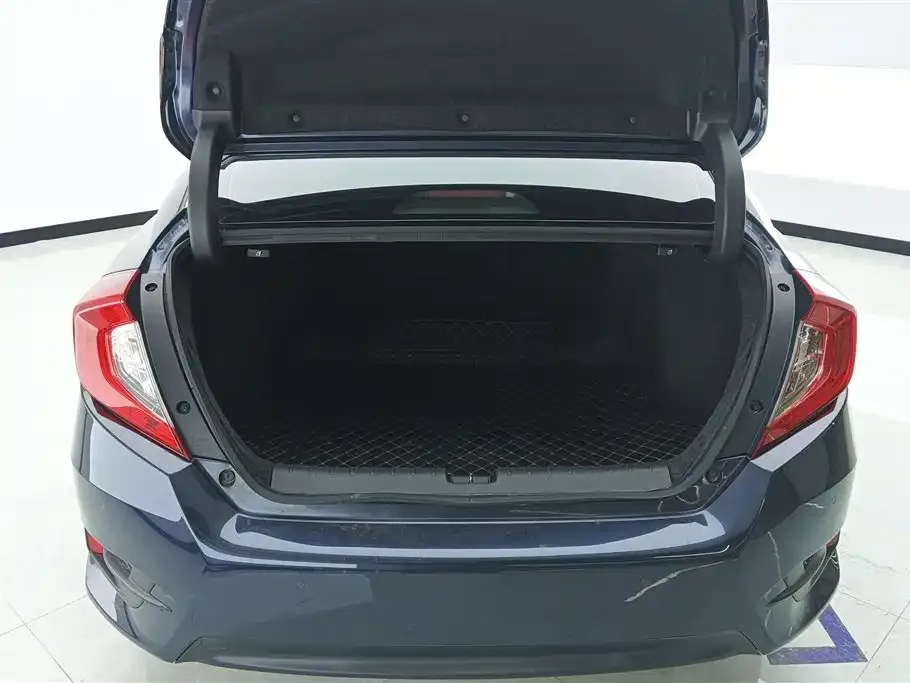 Honda Civic — фото 3