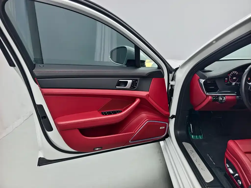 Porsche Panamera 2021 из CN, фото 7