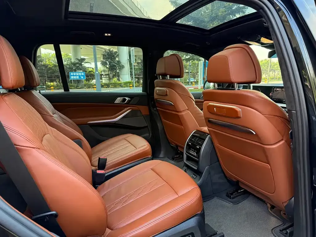 BMW X7 2024 из CN, фото 4