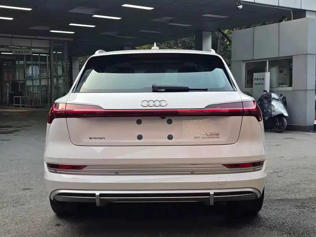 Audi e-tron 2026 из CN, фото 4