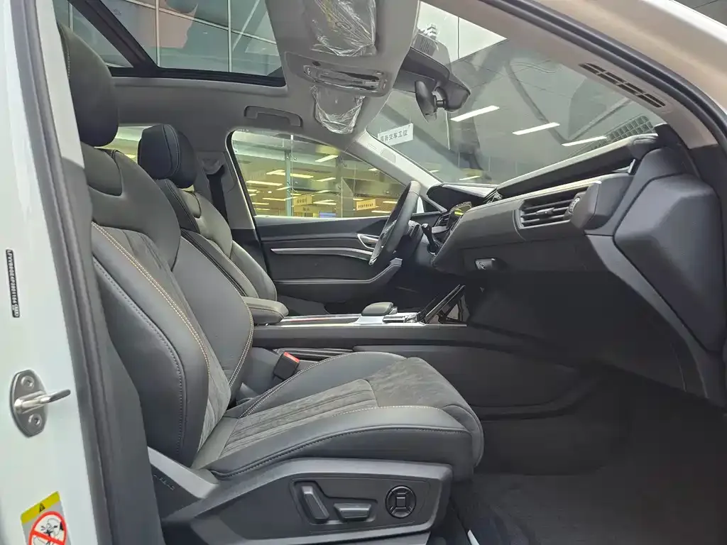 Audi e-tron 2026 из CN, фото 6