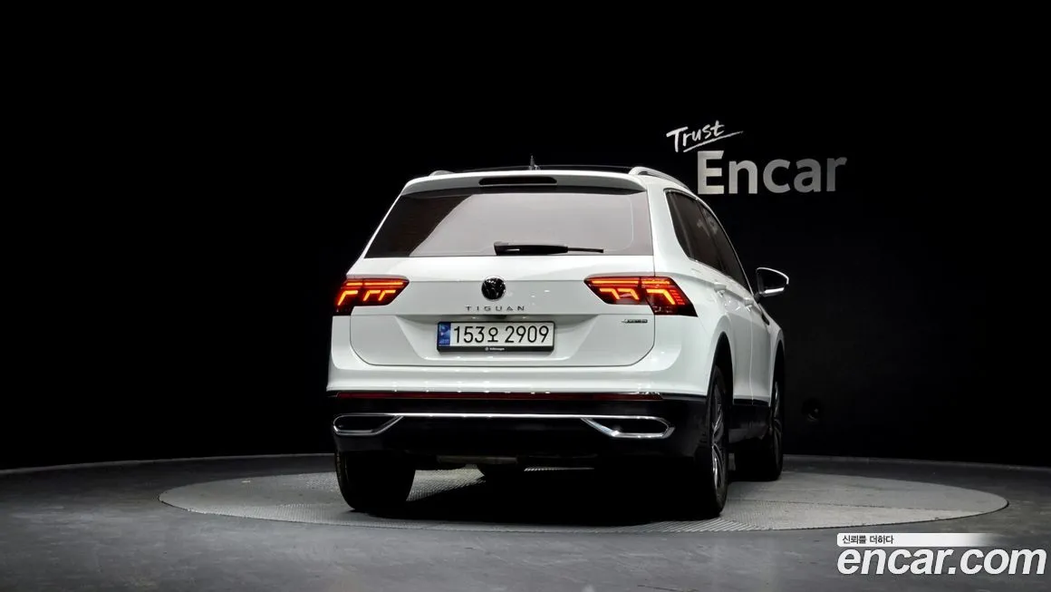 Volkswagen Tiguan — фото 3