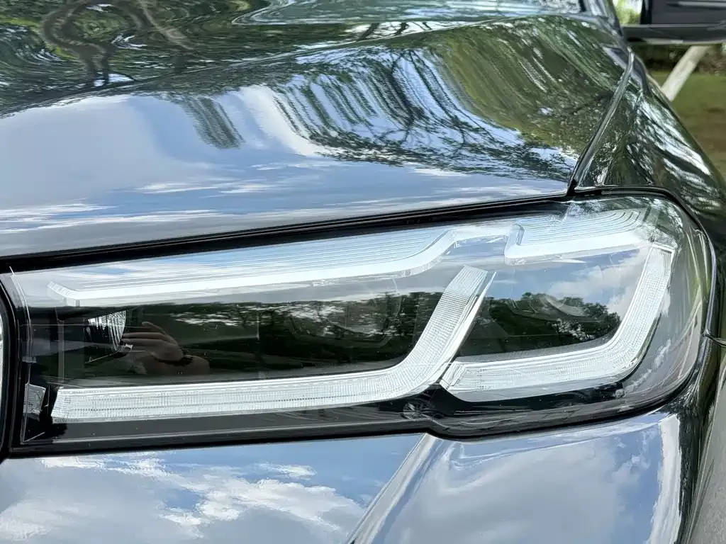 BMW 5 Series 2023 из CN, фото 5
