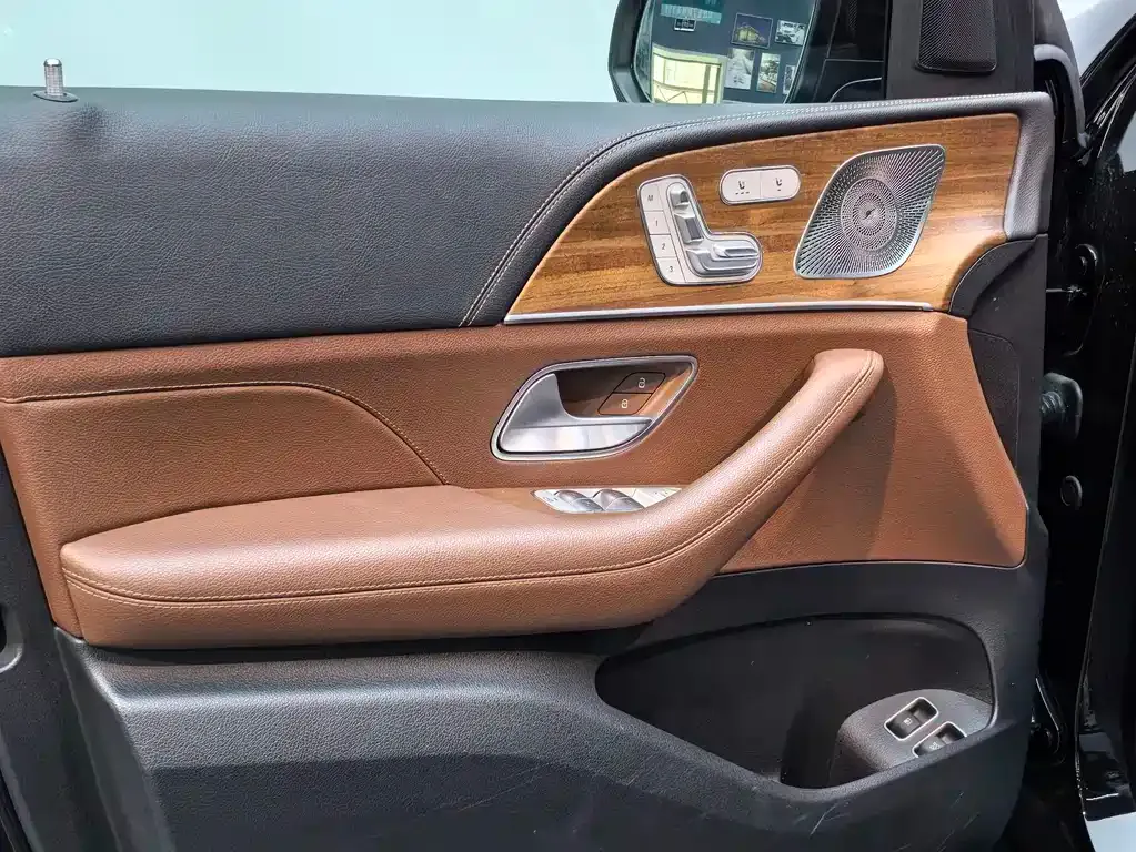 Mercedes-Benz GLE New Energy — фото 10