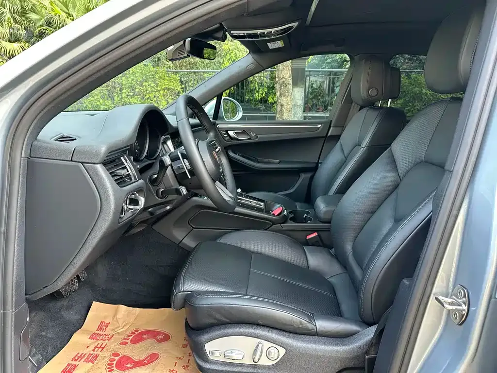 Porsche Macan 2024 из CN, фото 6