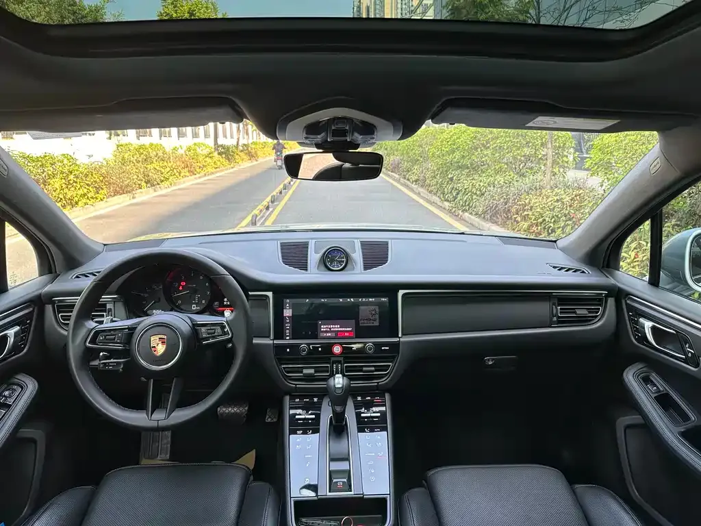 Porsche Macan 2024 из CN, фото 3