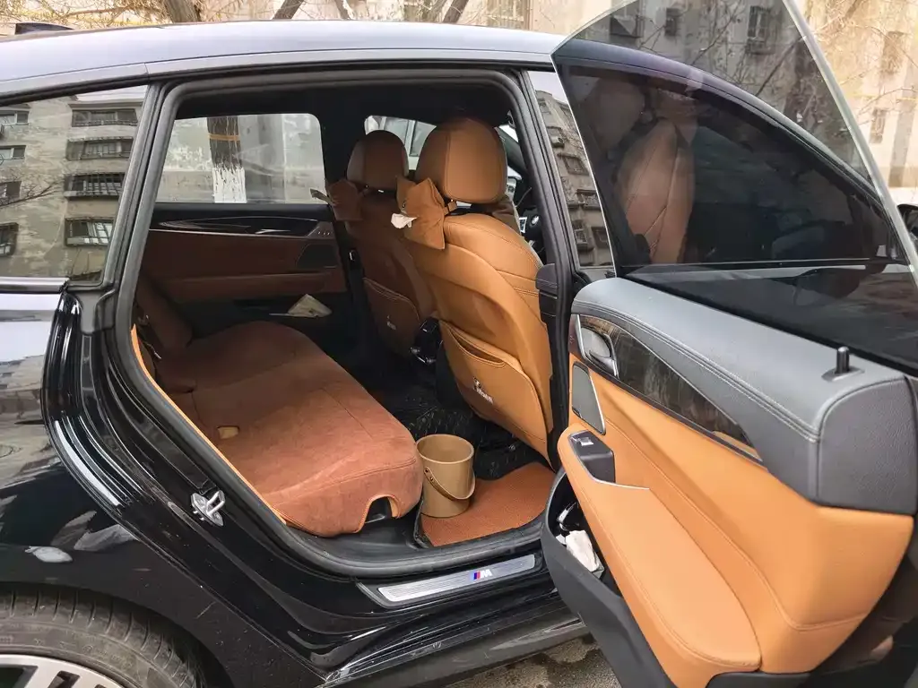BMW 6 Series GT 2023 из CN, фото 3