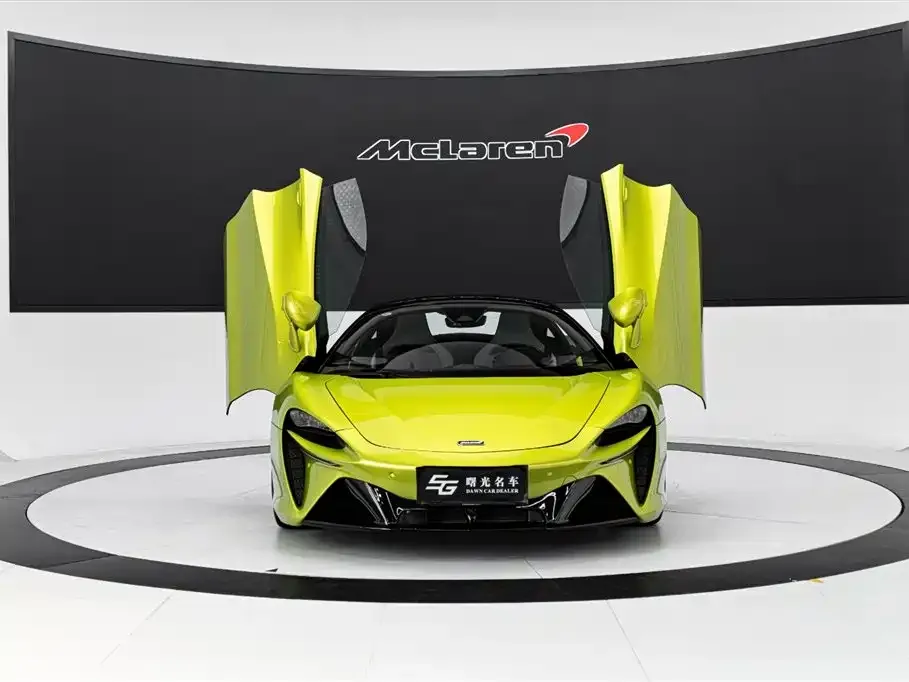 McLaren Artura 2023 из CN, фото 4