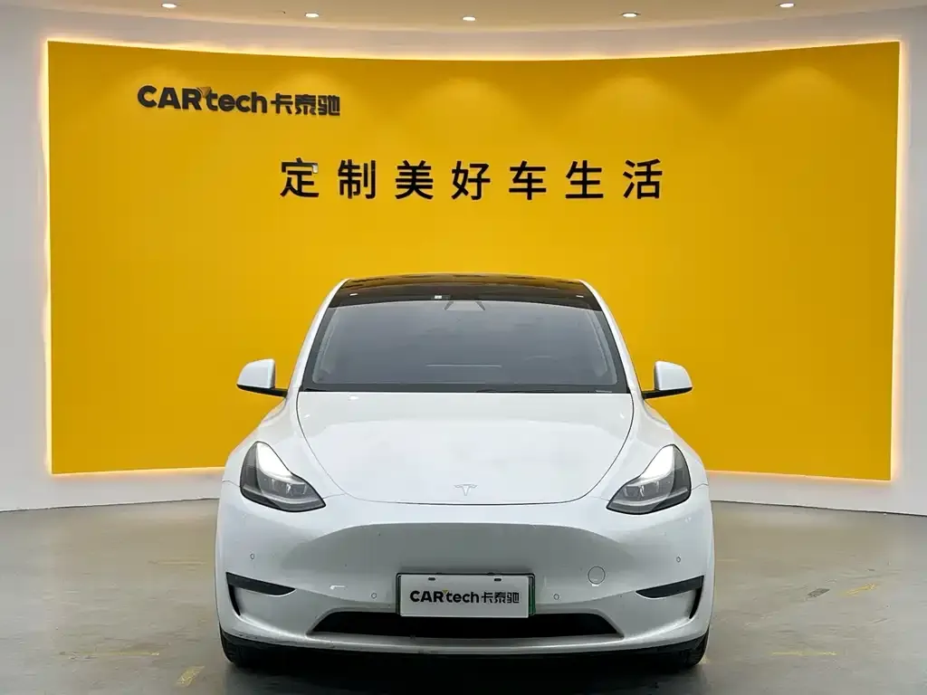Tesla Model Y — фото 4