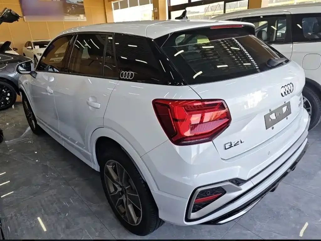 Audi Q2L 2022 из CN, фото 8