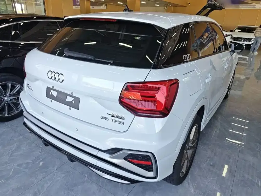 Audi Q2L 2022 из CN, фото 3
