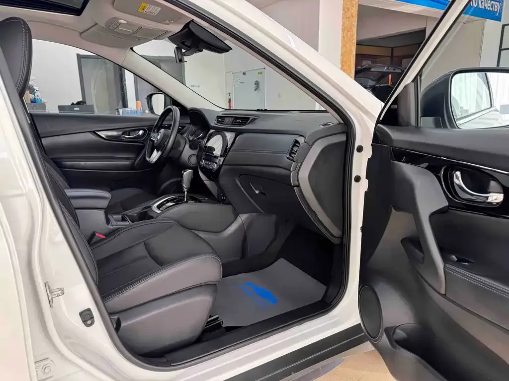 Nissan X-Trail 2023 из CN, фото 6