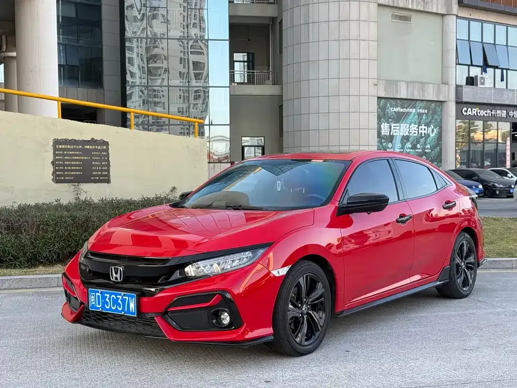 Honda Civic — фото 1