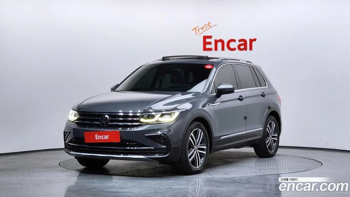 Volkswagen Tiguan — фото 1