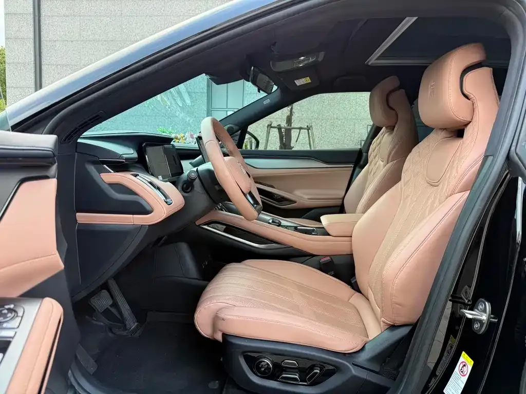 BYD L EV 2025 из CN, фото 3