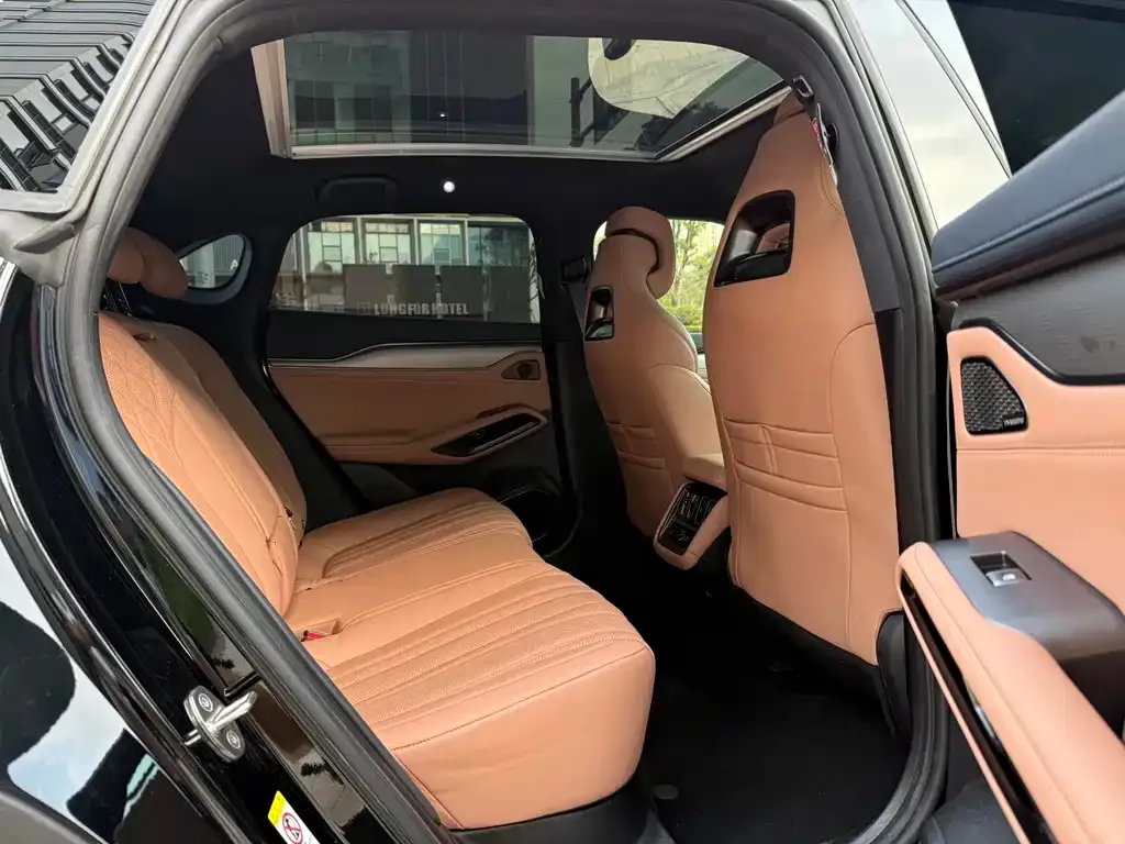 BYD L EV 2025 из CN, фото 2