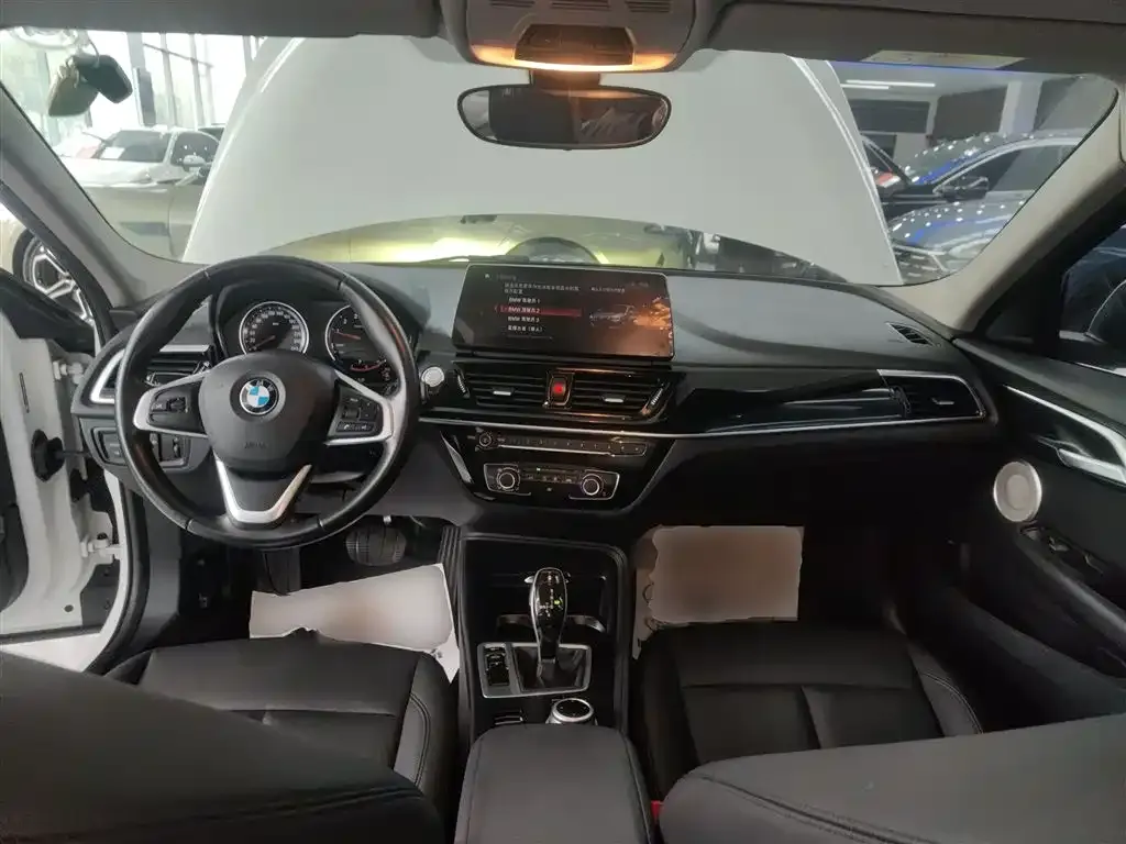 BMW 1 Series 2021 из CN, фото 3