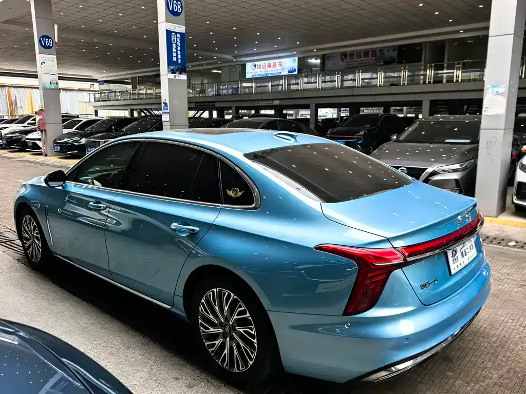 Hongqi H5 — фото 10