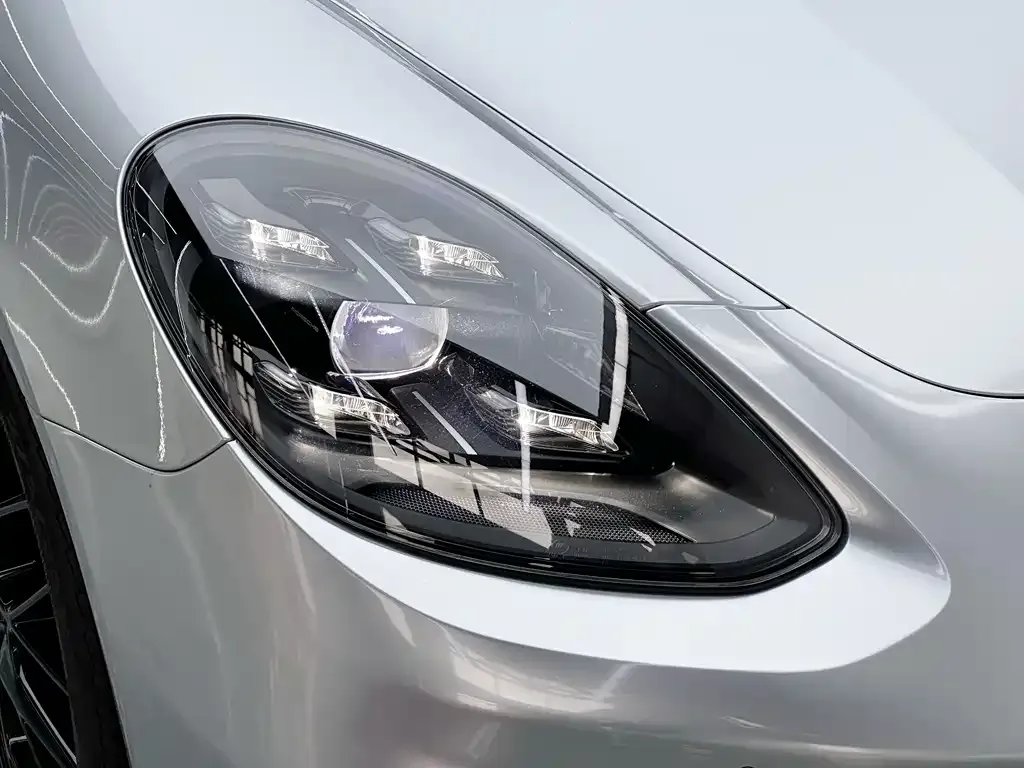 Porsche Panamera 2023 из CN, фото 8