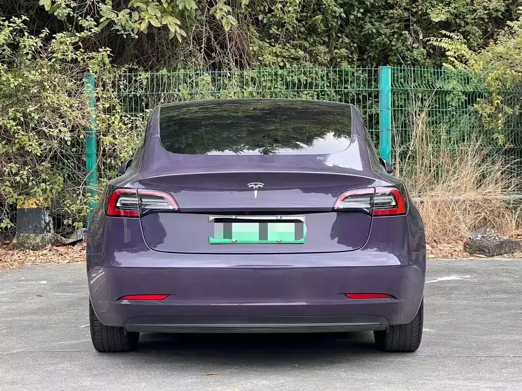 Tesla Model 3 — фото 5