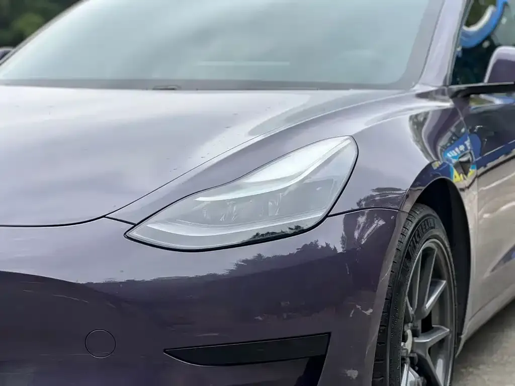 Tesla Model 3 — фото 2