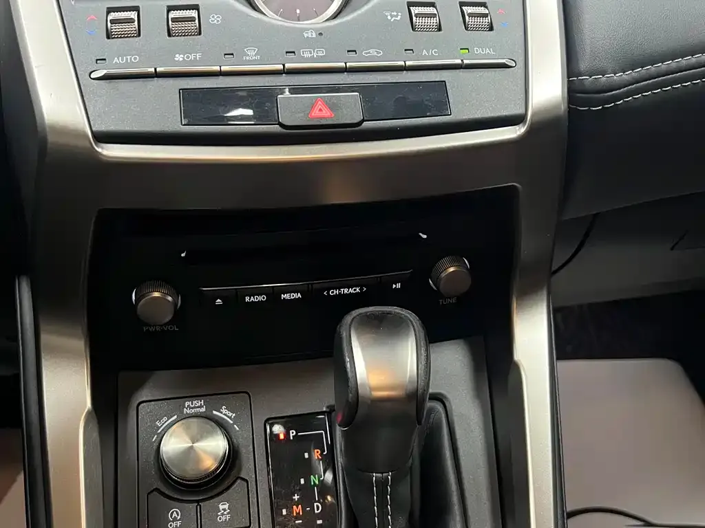 Lexus NX 2021 из CN, фото 9