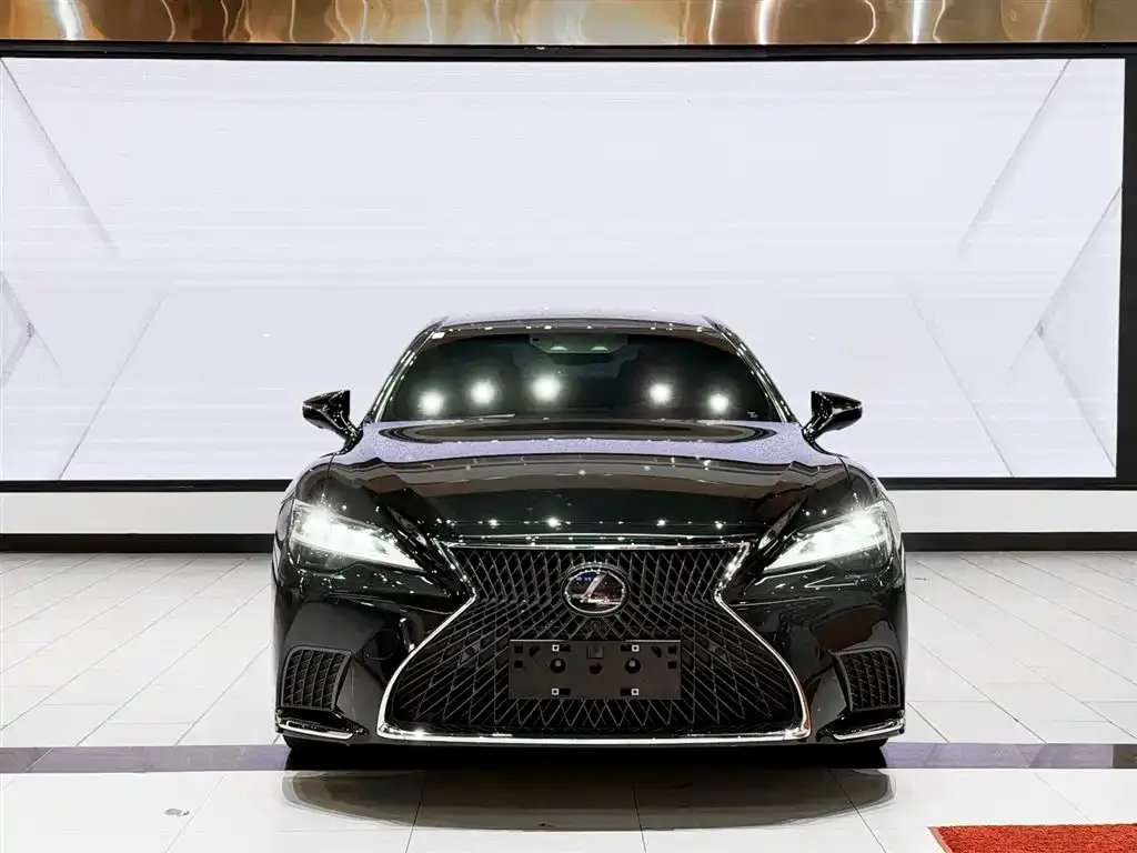 Lexus LS 2022 из CN, фото 6