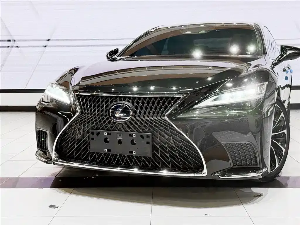 Lexus LS 2022 из CN, фото 4