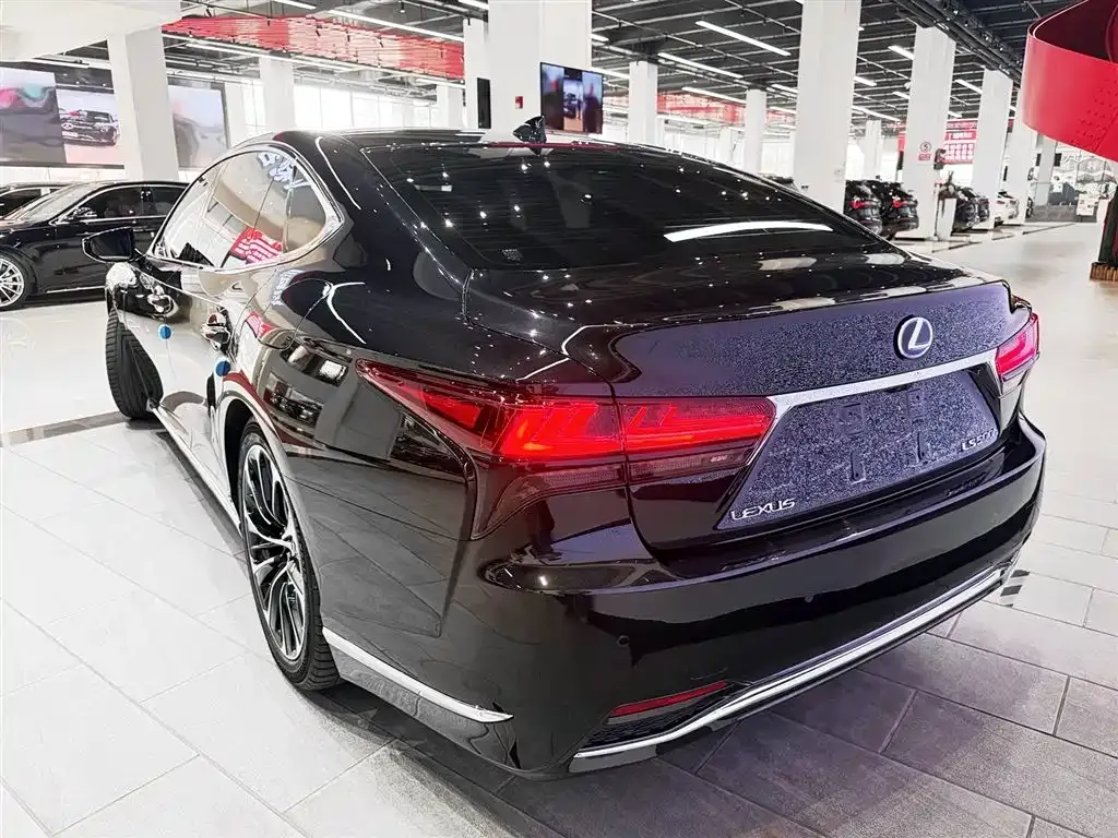 Lexus LS 2022 из CN, фото 5