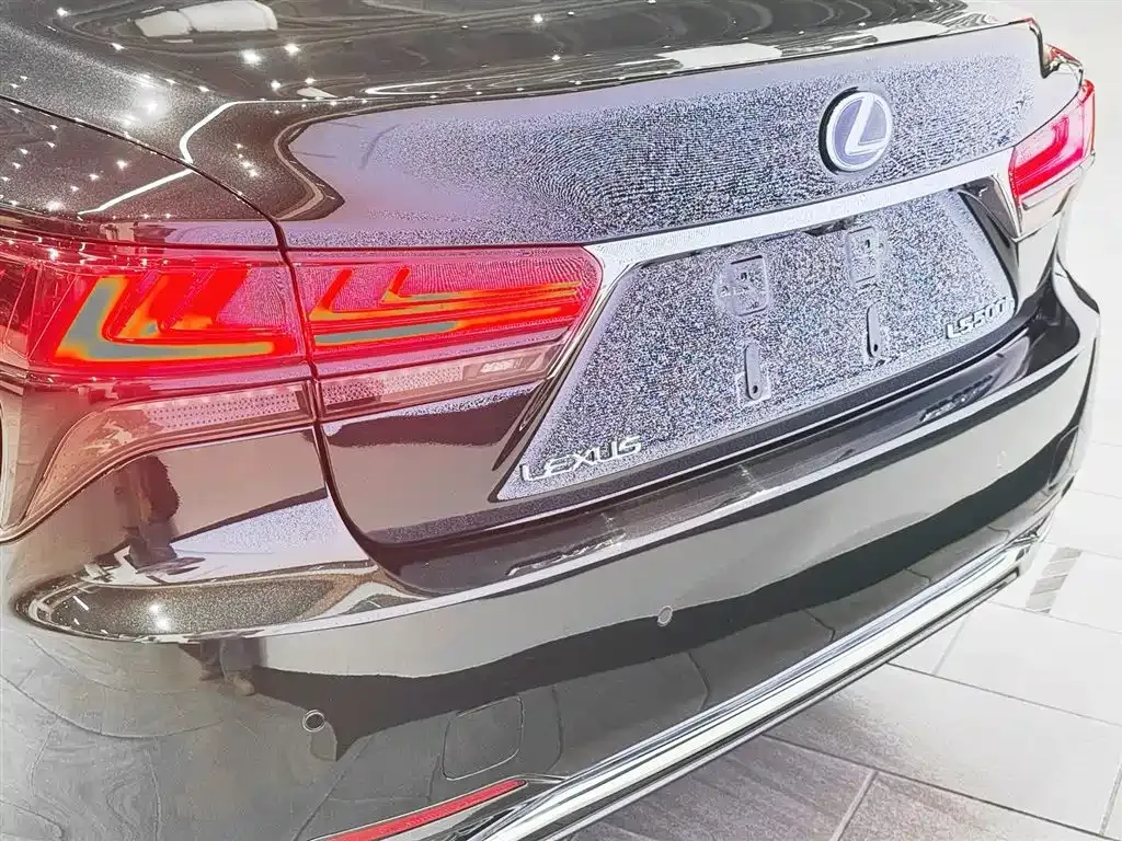 Lexus LS 2022 из CN, фото 8