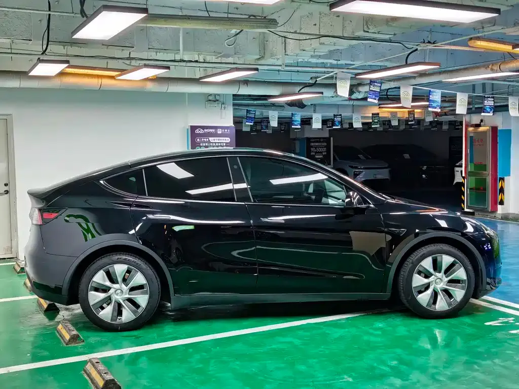 Tesla Model Y 2022 из CN, фото 9