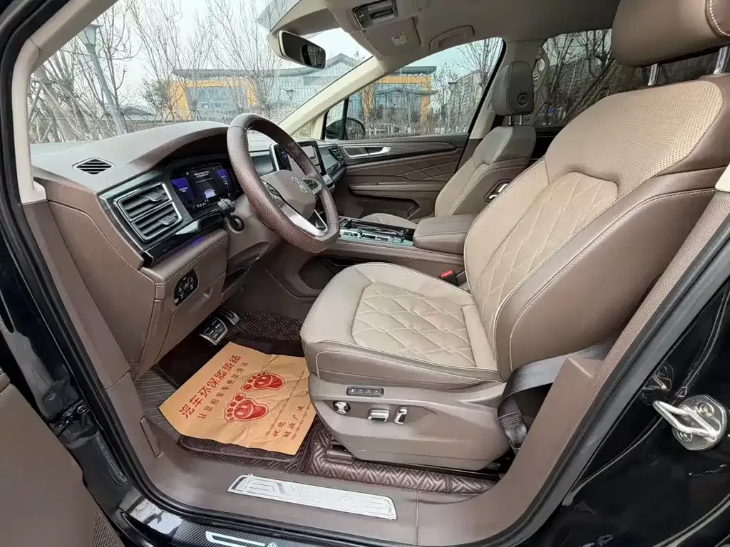 Volkswagen Viloran 2022 из CN, фото 9