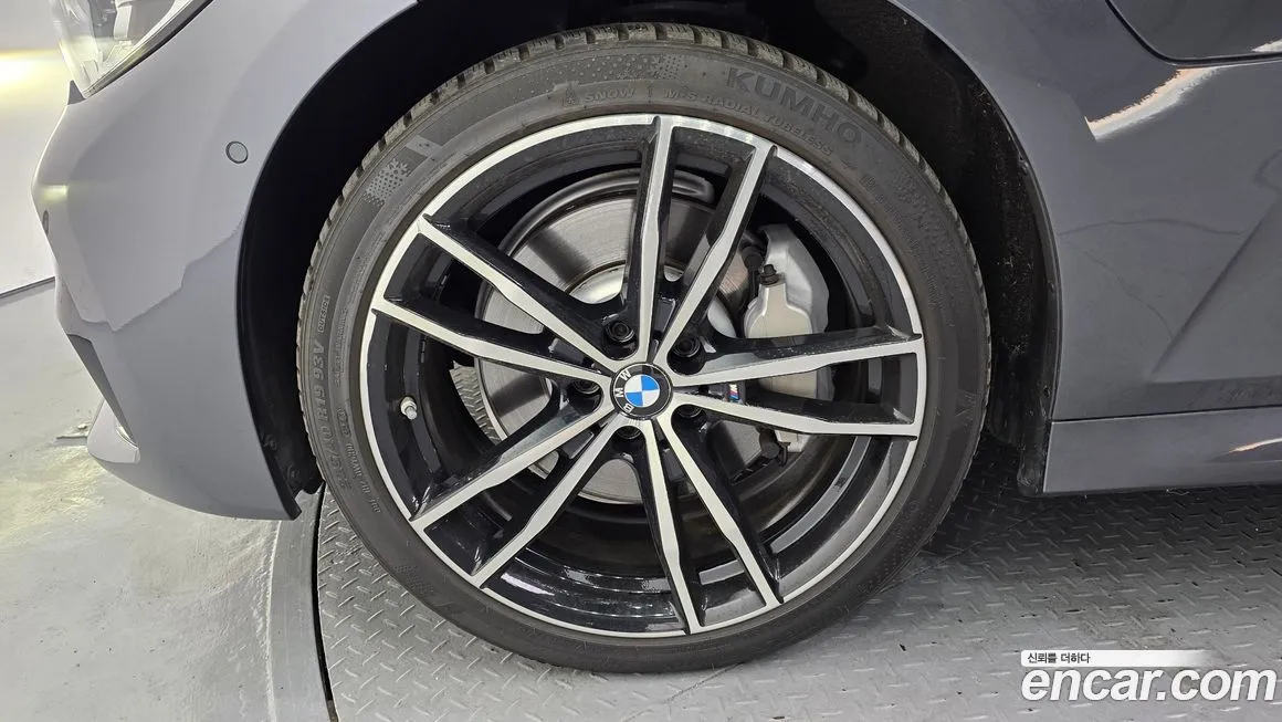 BMW 3-Series 2021 из KR, фото 6
