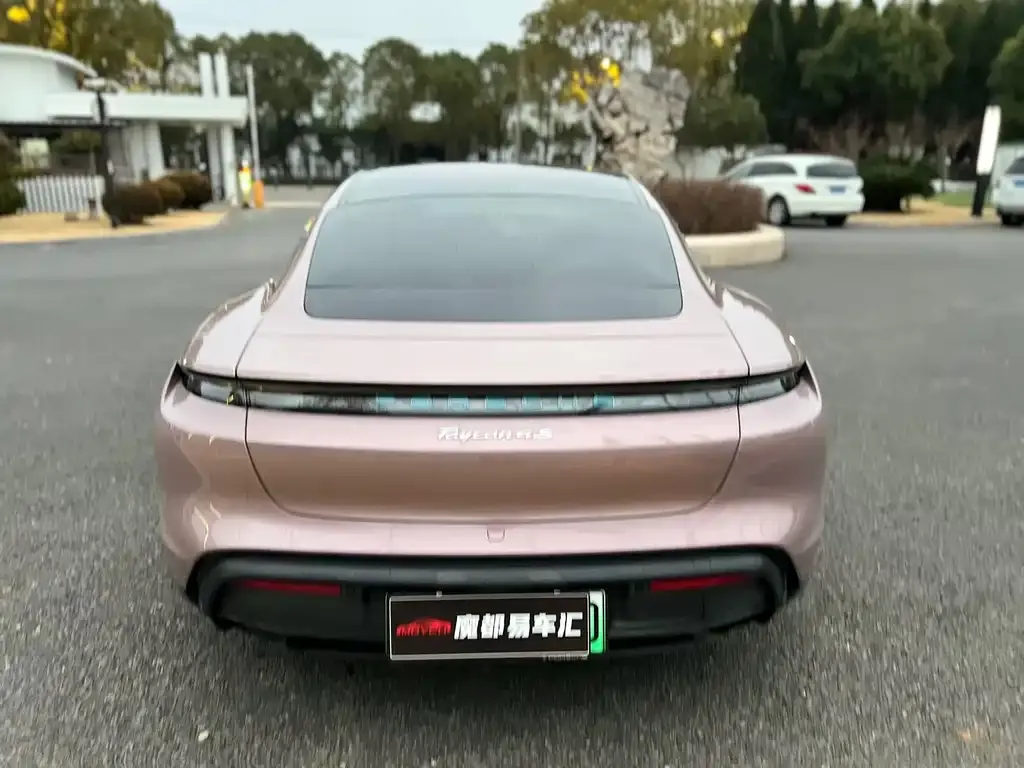 Porsche Taycan 2023 из CN, фото 4