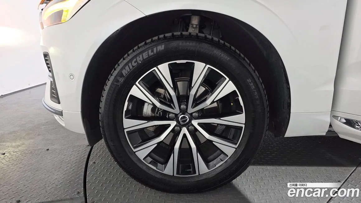 Volvo XC60 2023 из KR, фото 10
