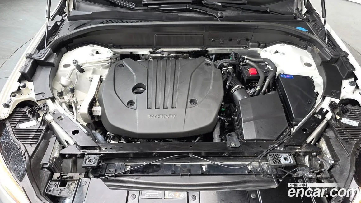 Volvo XC60 2023 из KR, фото 9