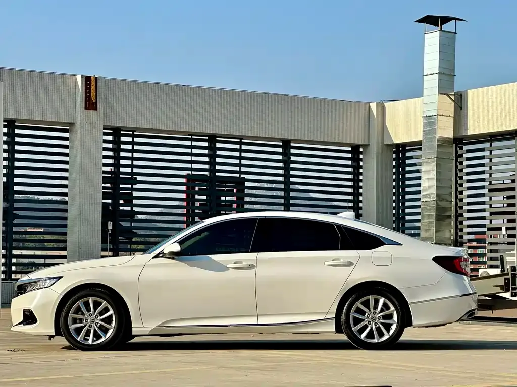 Honda Accord 2022 из CN, фото 8